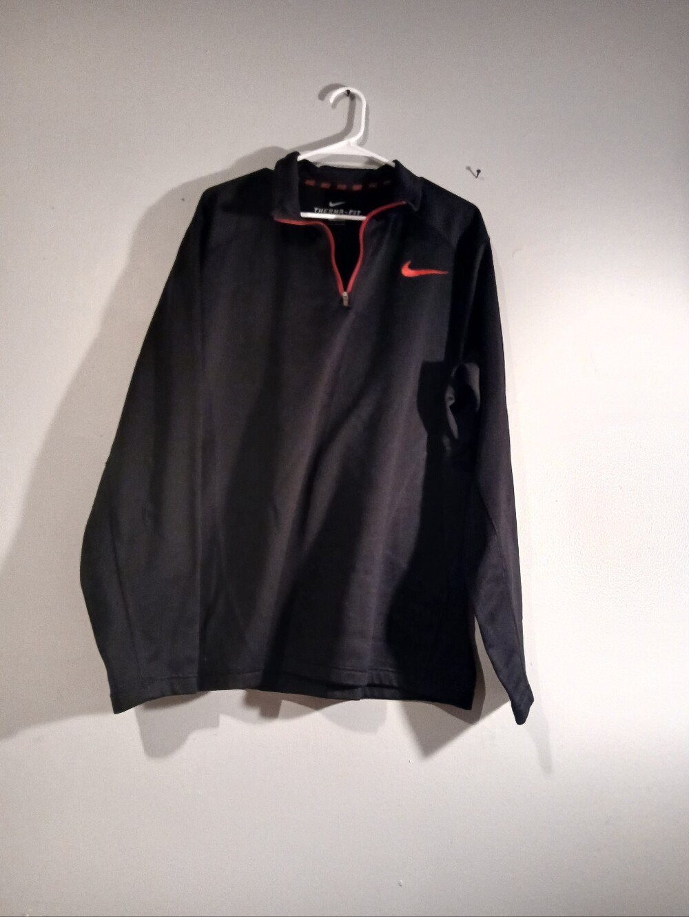 Nike Men's Black Quarter-Zip Pullover with Red Accent. Size XXL